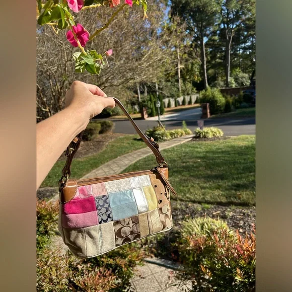 COACH patchwork purse - Picture 2 of 8